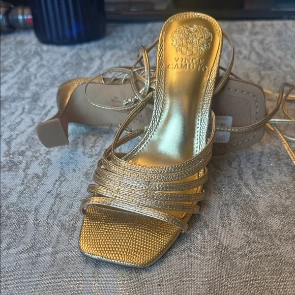 Vince Camuto long straps - Picture 4 of 5